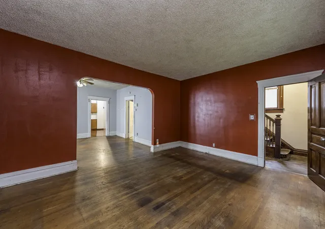 Photo 4 of Single family home for sale at 224 S Lincoln Ave, Waukegan, IL 60085 | MLS# 12719151 | Listing updated on 2026-08-10