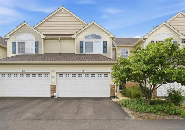 Photo 1 of Condo for sale at 725 S Jade Ln, Round Lake, IL 60073 | MLS# 12719168 | Listing updated on 2026-09-07