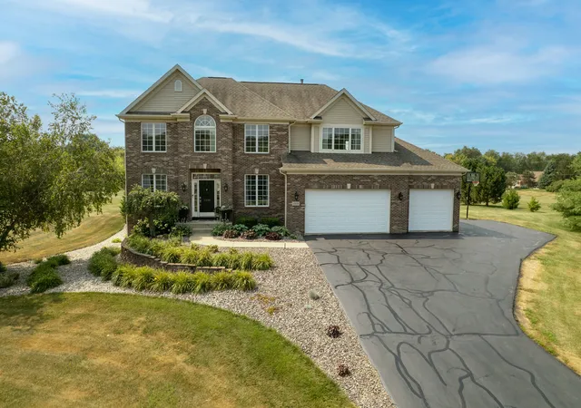 Photo 1 of Single family home for sale at 11538 Cross Crk Ests Ln, Belvidere, IL 61008 | MLS# 12719225 | Listing updated on 2026-09-22