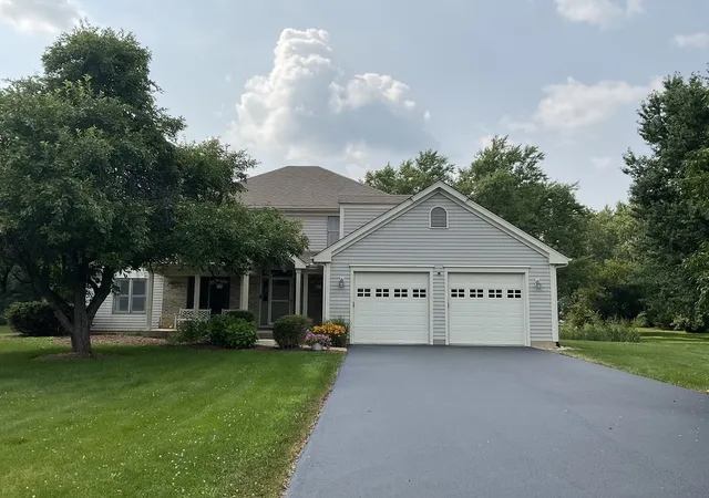 Photo 1 of Single family home for sale at 41w610 Silvana Dr, Elgin, IL 60124 | MLS# 12719234 | Listing updated on 2026-10-07