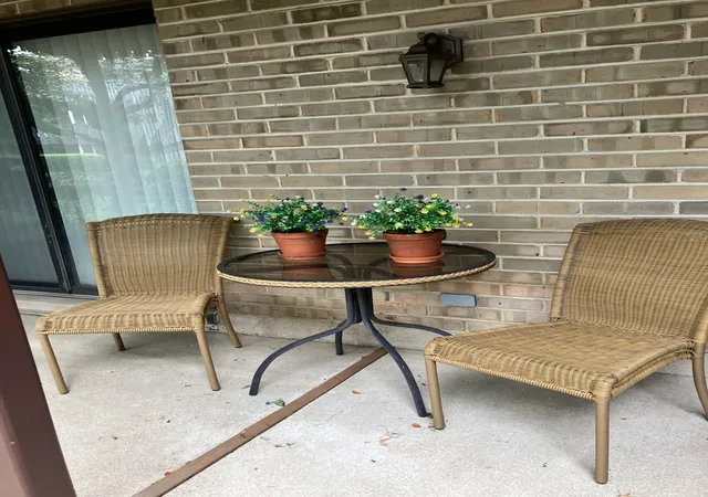 2nd image of 1709 Northfield Sq, Northfield, IL 60093