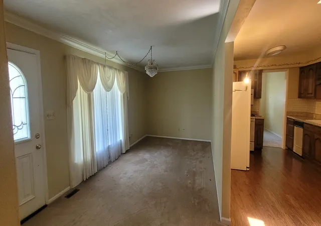 Photo 2 of Single family home for sale at 3205 Blackberry St, Mt Vernon, IL 62864 | MLS# 12719272 | Listing updated on 2026-08-16