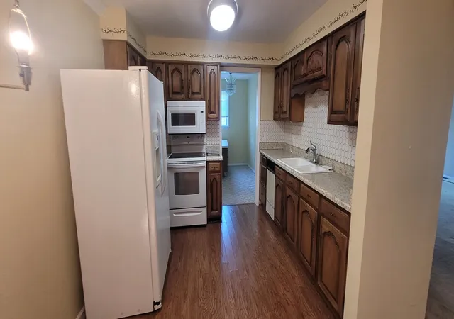 Photo 2 of Single family home for sale at 3205 Blackberry St, Mt Vernon, IL 62864 | MLS# 12719272 | Listing updated on 2026-08-16