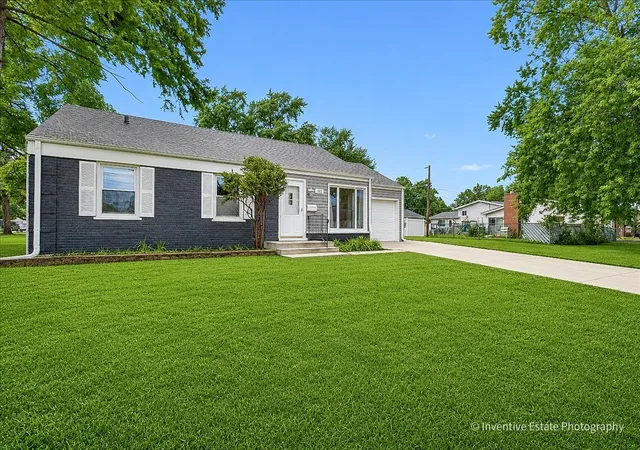 Photo 3 of Single family home for sale at 548 S Harvard Ave, Addison, IL 60101 | MLS# 12719283 | Listing updated on 2026-09-25