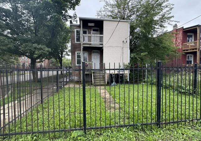 Photo 3 of Sale Pending at 3900 W Flournoy St, Chicago, IL 60624 | MLS# 12719297 | Listing updated on 2026-08-30