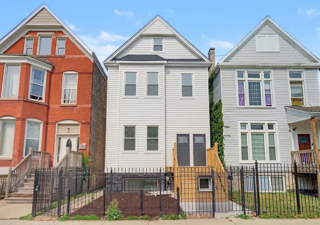Photo 1 of Multi family home for sale at 5702 S Wabash Ave, Chicago, IL 60637 | MLS# 12719311 | Listing updated on 2026-09-13