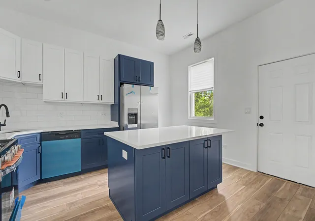 Photo 4 of House for sale at 5702 S Wabash Ave, Chicago, IL 60637 | MLS# 12719311 | Listing updated on 2026-09-13