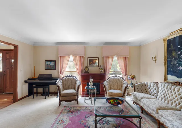 Photo 3 of Single family home for sale at 740 Cambridge Dr, Burr Ridge, IL 60527 | MLS# 12719375 | Listing updated on 2026-09-14