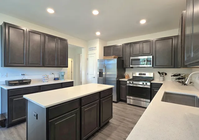 Photo 3 of Townhouse for sale at 24855 S Mccormick Way, Manhattan, IL 60442 | MLS# 12719415 | Listing updated on 2026-09-04