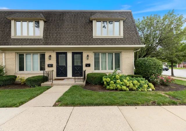 Photo 2 of Condo for sale at 2128 W 111th Street #A, Chicago, IL 60643 | MLS# 12719455 | Listing updated on 2026-10-06