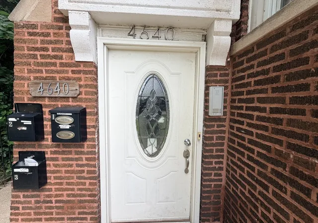 Photo 4 of House for sale at 4640 W End Ave, Chicago, IL 60644 | MLS# 12719460 | Listing updated on 2026-09-01