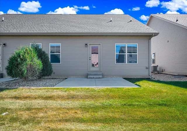 Photo 28 of Townhouse for sale at 1807 Glenbridge Rd, Bloomington, IL 61704 | MLS# 12719482 | Listing updated on 2026-08-09