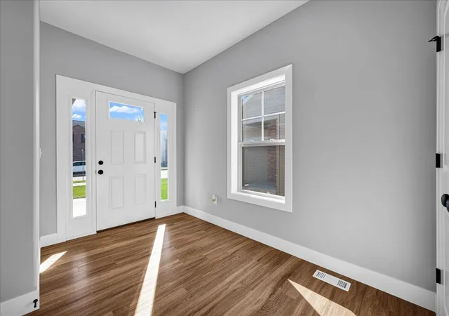 Photo 3 of Townhouse for sale at 1807 Glenbridge Rd, Bloomington, IL 61704 | MLS# 12719482 | Listing updated on 2026-10-03
