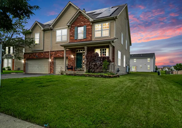 Photo 3 of Single family home for sale at 7801 Mossheather Dr, Joliet, IL 60431 | MLS# 12719541 | Listing updated on 2026-09-15
