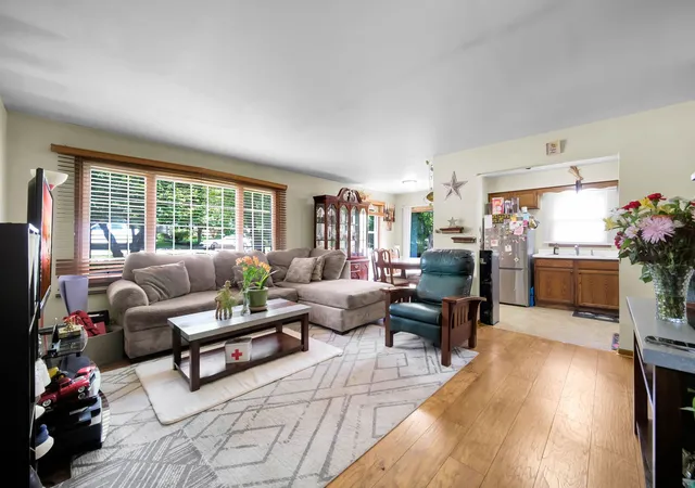 Photo 3 of Sale Pending at 28w575 Barnes Ave, West Chicago, IL 60185 | MLS# 12719550 | Listing updated on 2026-10-24