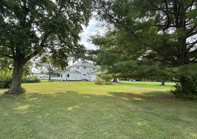 Photo 4 of Single family home for sale at 128 E N Railroad St, Sheffield, IL 61361 | MLS# 12719561 | Listing updated on 2026-08-30