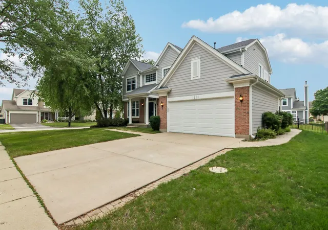 Photo 2 of Single family home for sale at 1201 Sterling Dr, Mundelein, IL 60060 | MLS# 12719584 | Listing updated on 2026-09-06