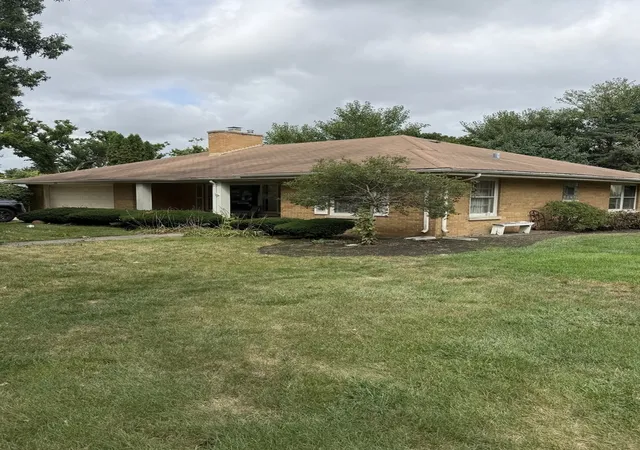 Photo 1 of Single family home for sale at 435 S Stratford Ave, Elmhurst, IL 60126 | MLS# 12719614 | Listing updated on 2026-09-24
