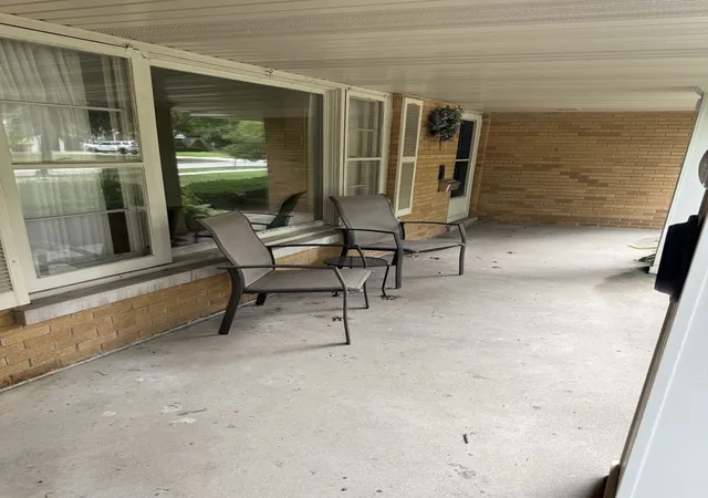 Photo 3 of Single family home for sale at 435 S Stratford Ave, Elmhurst, IL 60126 | MLS# 12719614 | Listing updated on 2026-09-24