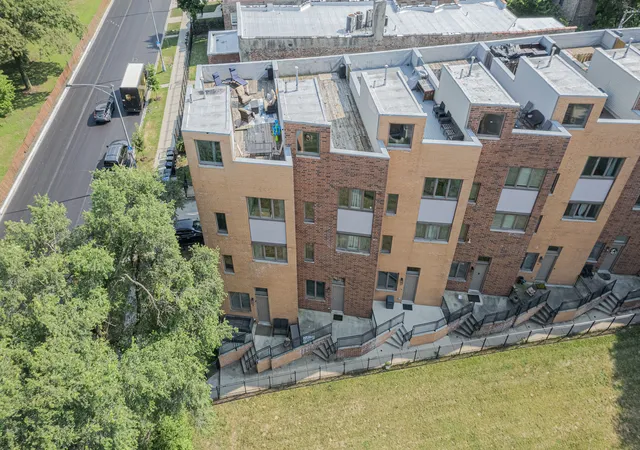 Photo 2 of Sale Pending at 5210 S King Dr #A, Chicago, IL 60615 | MLS# 12719665 | Listing updated on 2026-08-31