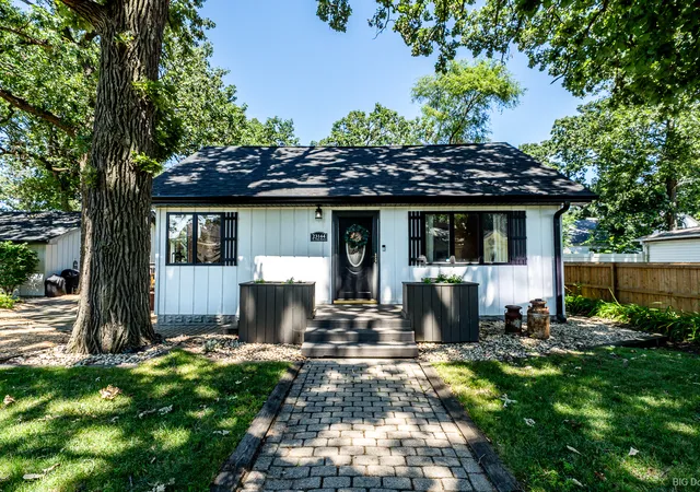 1st image of 23144 W Oak St, Plainfield, IL 60544 | MLS# 12719669