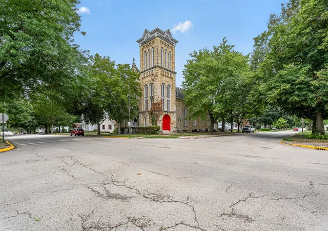 Photo 47 of Condo for sale at 300 W Jefferson St #A, Morris, IL 60450 | MLS# 12719673 | Listing updated on 2026-10-06
