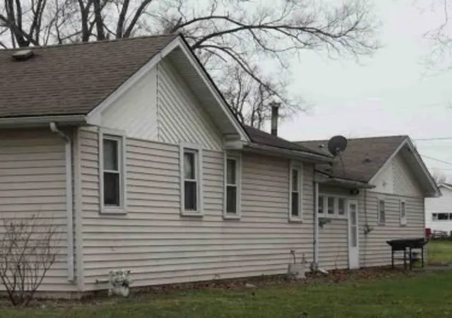 4th image of 790 E 2nd St, Coal City, IL 60416 | MLS# 12719694