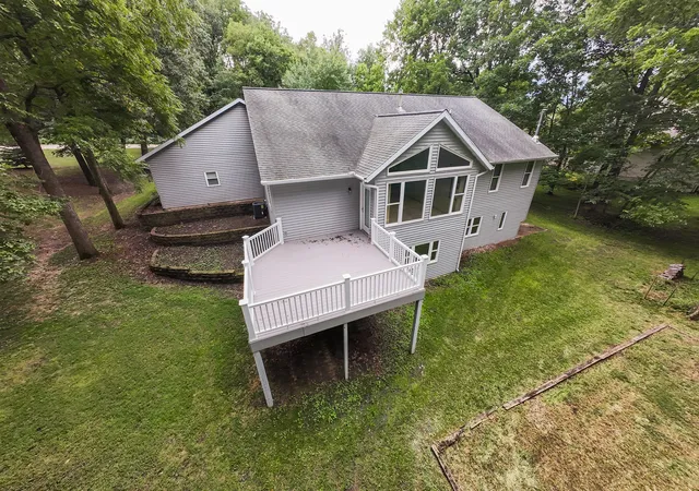 Photo 3 of Single family home for sale at 862 Briggs Ave, Dixon, IL 61021 | MLS# 12719699 | Listing updated on 2026-09-23