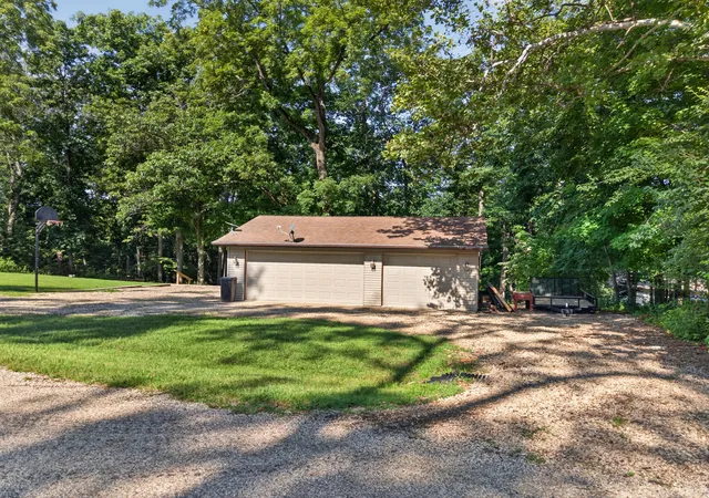 Photo 2 of Single family home for sale at 1669 Lakeside Ct, Varna, IL 61375 | MLS# 12719709 | Listing updated on 2026-08-15