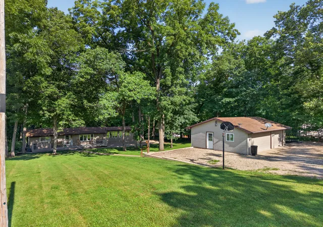Photo 3 of Single family home for sale at 1669 Lakeside Ct, Varna, IL 61375 | MLS# 12719709 | Listing updated on 2026-08-15