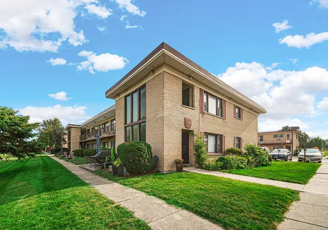 Photo 1 of Condo for sale at 14 King Arthur Ct #13, Northlake, IL 60164 | MLS# 12719772 | Listing updated on 2026-10-15