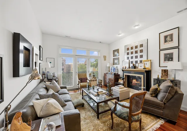 Photo 2 of Condo for sale at 6616 S Kimbark Ave #4S, Chicago, IL 60637 | MLS# 12719796 | Listing updated on 2026-08-13
