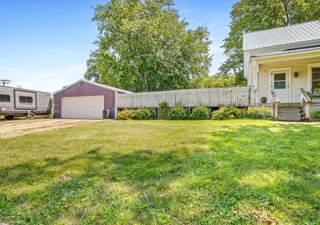 Photo 26 of Single family home for sale at 227 W South St, Franklin Grove, IL 61031 | MLS# 12719803 | Listing updated on 2026-10-07