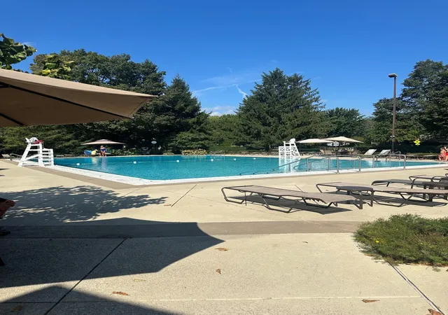Photo 28 of Townhouse for sale at 7 Douglas Dr, Sugar Grove, IL 60554 | MLS# 12719826 | Listing updated on 2026-10-07