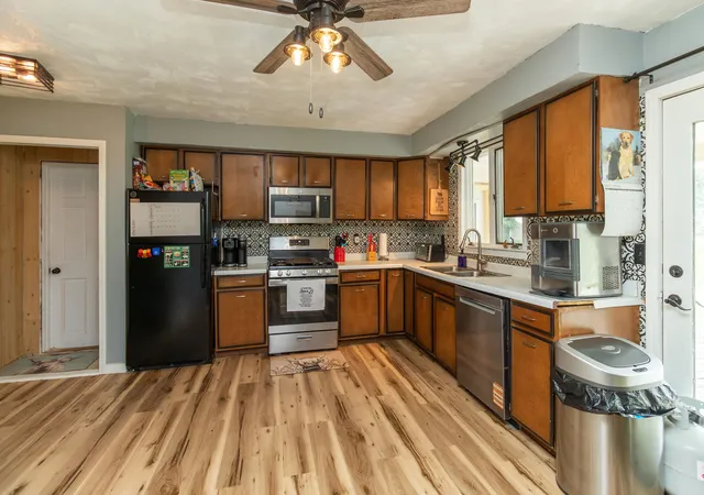 Photo 4 of Single family home for sale at 214 NE 6th Avenue, Galva, IL 61434 | MLS# 12719832 | Listing updated on 2026-10-03