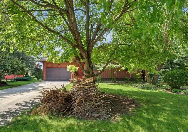 Photo 2 of Single family home for sale at 2231 Nancy Ln, St. Joseph, IL 61873 | MLS# 12719859 | Listing updated on 2026-09-15