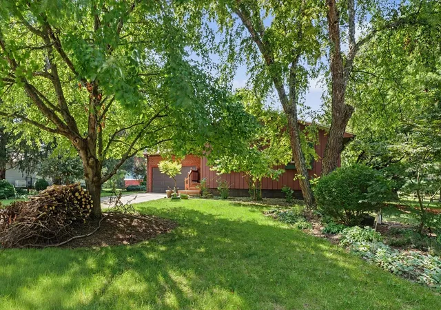 Photo 3 of Single family home for sale at 2231 Nancy Ln, St. Joseph, IL 61873 | MLS# 12719859 | Listing updated on 2026-09-15
