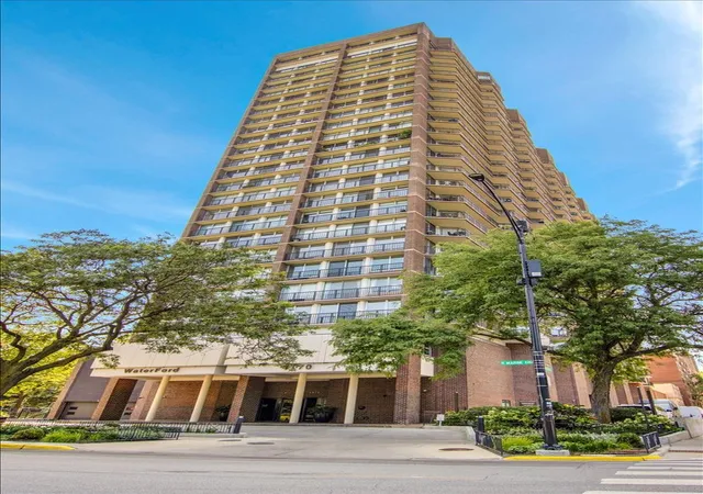 Photo 1 of Condo for sale at 4170 N Marine Dr #19M, Chicago, IL 60613 | MLS# 12719907 | Listing updated on 2026-08-05