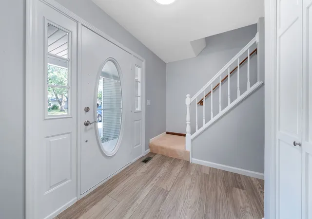 2nd image of 565 Liberty Ave, South Elgin, IL 60177 | MLS# 12719936