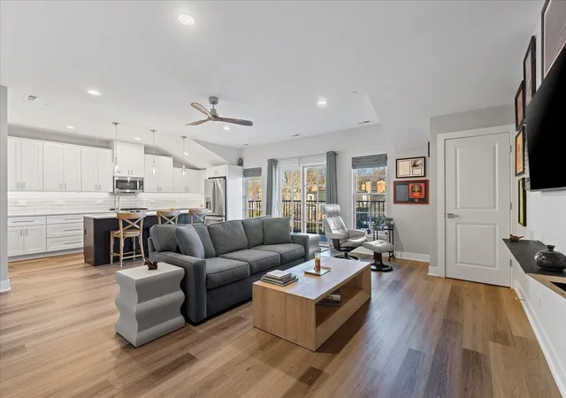 Photo 3 of Condo for sale at 319 S Glendale Ave #303, Barrington, IL 60010 | MLS# 12719963 | Listing updated on 2026-09-27