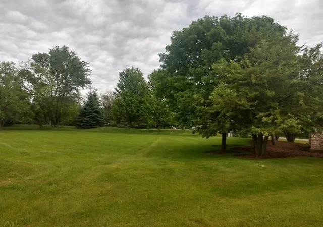 2nd image of 7380 Bannockburn Cir, Lakewood, IL 60014 | MLS# 12720050