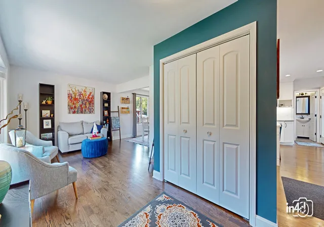 Photo 3 of Single family home for sale at 1809 Eaton Dr, Woodridge, IL 60517 | MLS# 12720063 | Listing updated on 2026-08-12