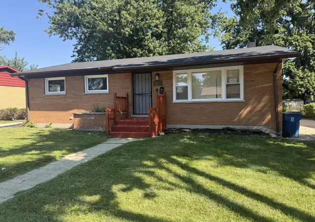 Photo 1 of Single family home for sale at 353 W Hickory St, Chicago Heights, IL 60411 | MLS# 12720091 | Listing updated on 2026-08-13