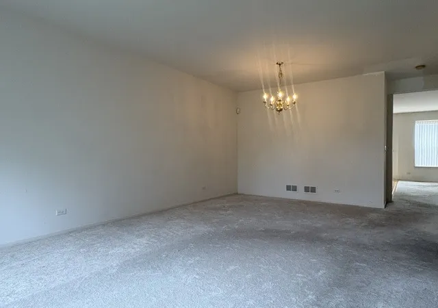 Photo 5 of Townhouse for sale at 1295 Georgetown Way, Vernon Hills, IL 60061 | MLS# 12720134 | Listing updated on 2026-09-06