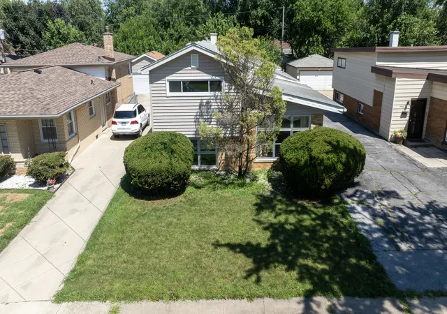 2nd image of 15539 Dobson Ave, Dolton, IL 60419 | MLS# 12720222