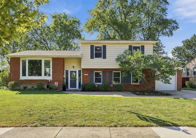 Photo 1 of Single family home for sale at 1341 E Virginia Dr, Palatine, IL 60074 | MLS# 12720246 | Listing updated on 2026-09-23