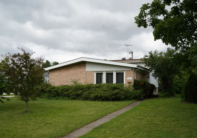 1st image of 54 Fernwood Dr, Glenview, IL 60025 | MLS# 12720247