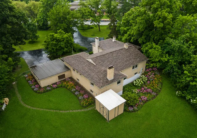 Photo 2 of Single family home for sale at 828 E 14th Street, Lombard, IL 60148 | MLS# 12720263 | Listing updated on 2026-09-23