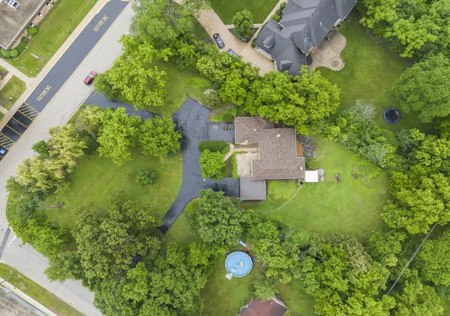 Photo 3 of Single family home for sale at 828 E 14th Street, Lombard, IL 60148 | MLS# 12720263 | Listing updated on 2026-09-23