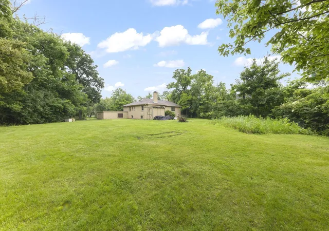 Photo 3 of Single family home for sale at 828 E 14th Street, Lombard, IL 60148 | MLS# 12720263 | Listing updated on 2026-09-23